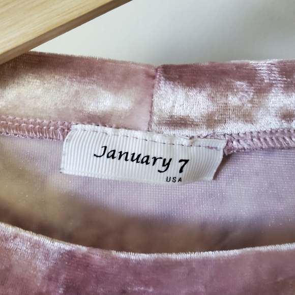 Velvet Top - Picture 3 of 5